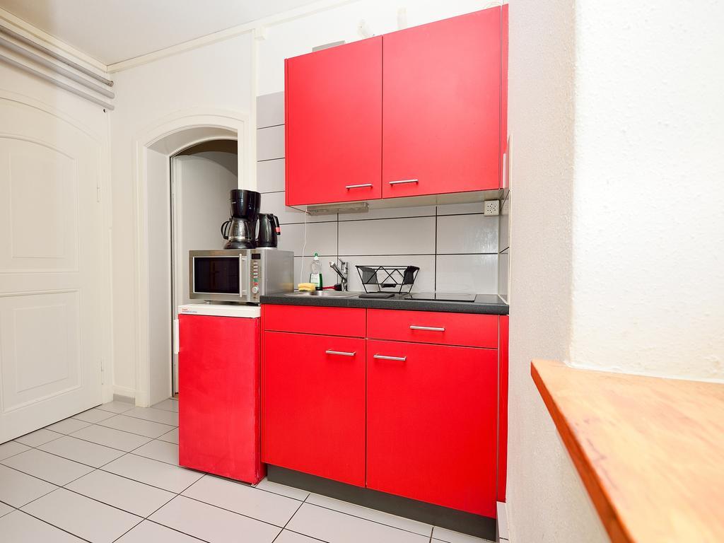 Garden Studio Apartment Zürichberg Buitenkant foto