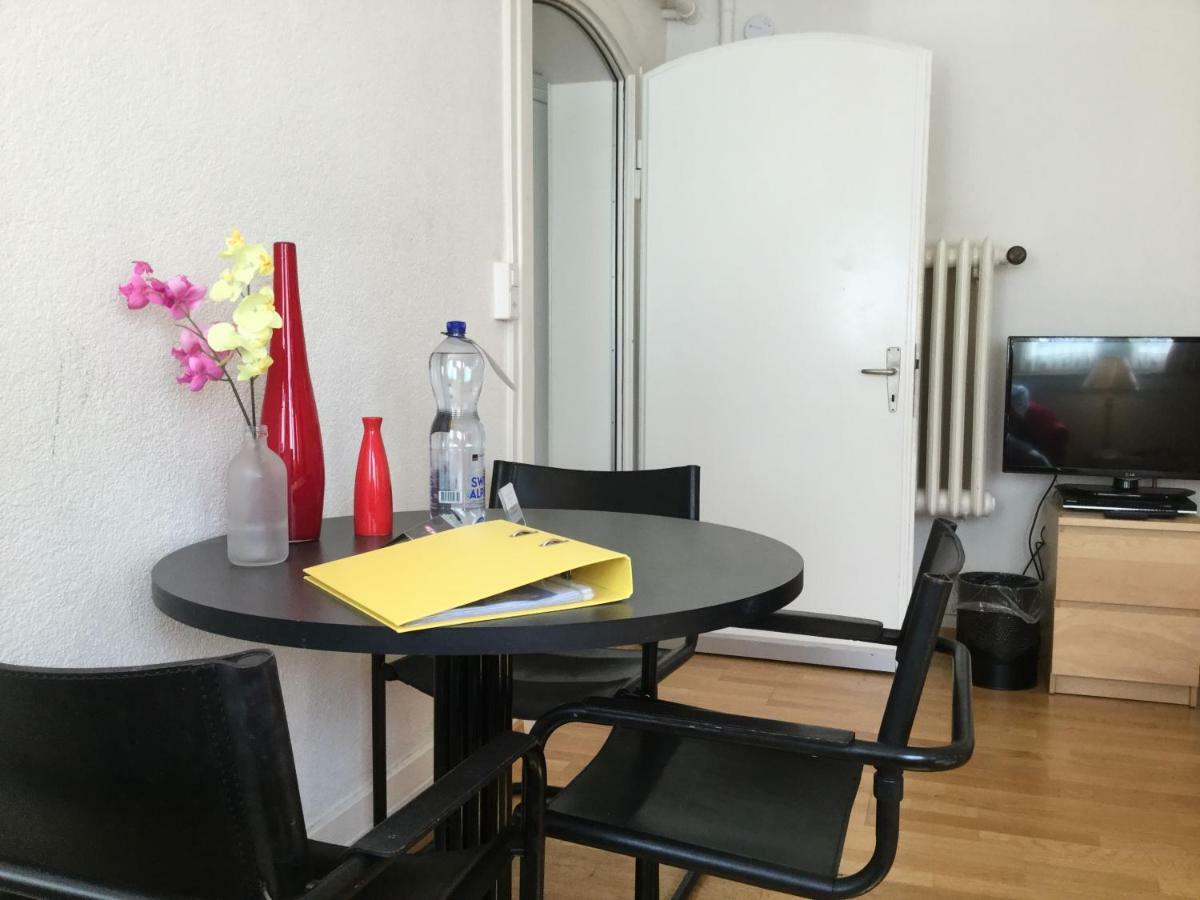Garden Studio Apartment Zürichberg Buitenkant foto
